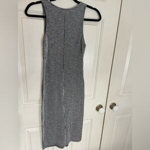 B&W striped bodycon midi dress